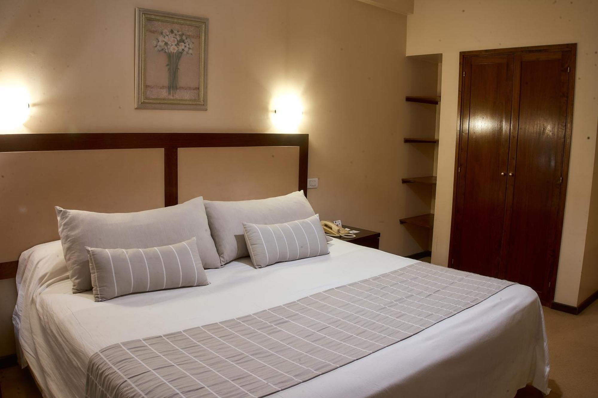Catalinas Tucuman 4*